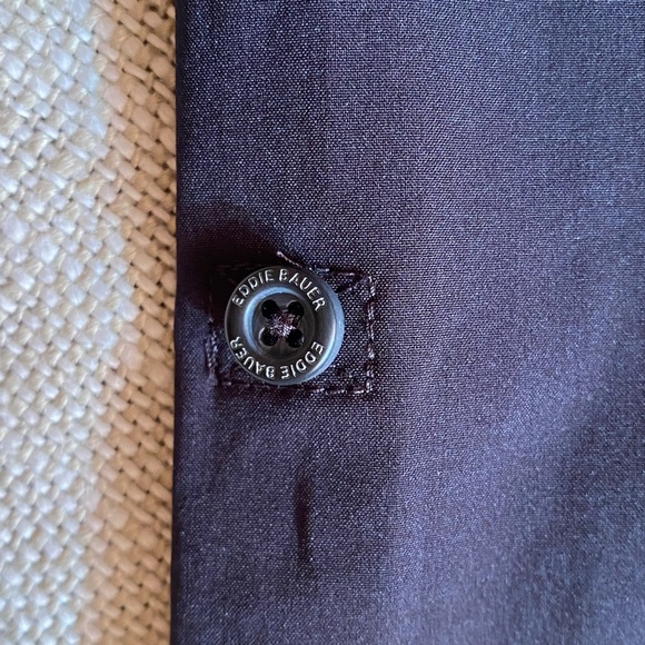 Eddie Bauer Womens Black Classic Fit Button Up Casual Office Shirt- Sz-XL - Picture 7 of 16